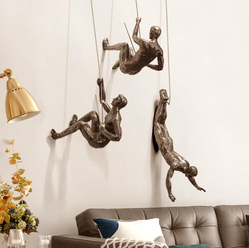 'The Alpinist' Modern Hanging Wall Figurine, Retro Stylish Resin Statue for Home and Office Decor, Nordic Art/Wall Sculpture (Climbing Man - Left Hand)