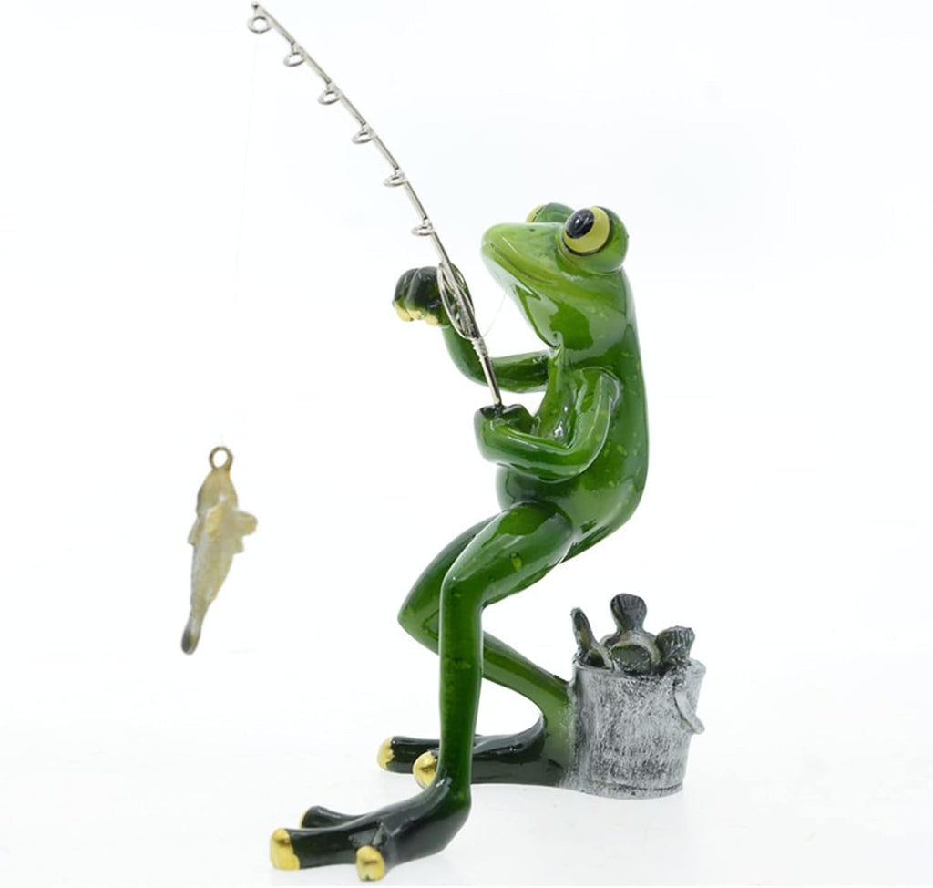 ® Funny Fishing Frogs Statues, 2Pcs Mascot Animals Ornaments Anglers Lovers Collectible Figurines Sculptures for Outdoor Lawn Yard Garden Home Office Desk Decoration