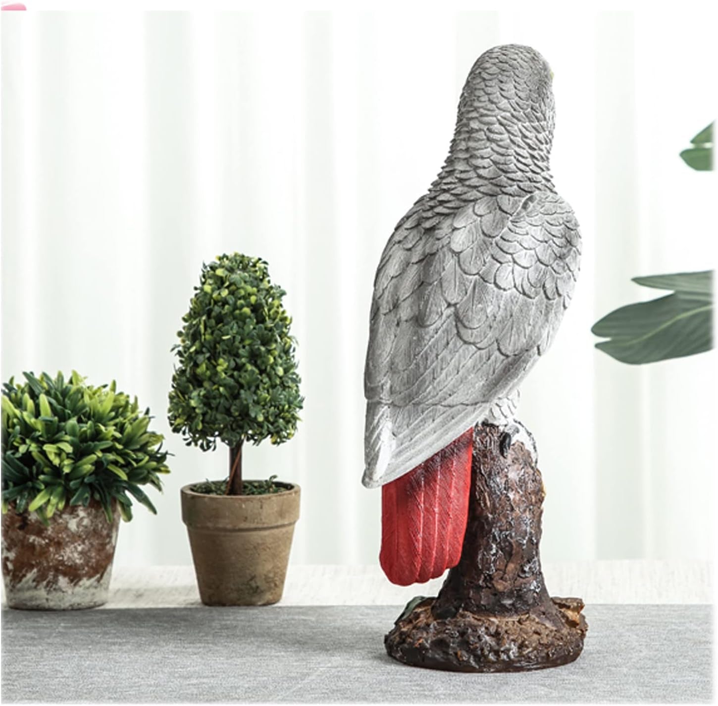 Parrot on Stump Statue Tree Hugger Garden Statues, Resin Figurines Lifelike Tropical Bird Sculptures for Patio Lawn Yard Home Desktop Decoration - Grey
