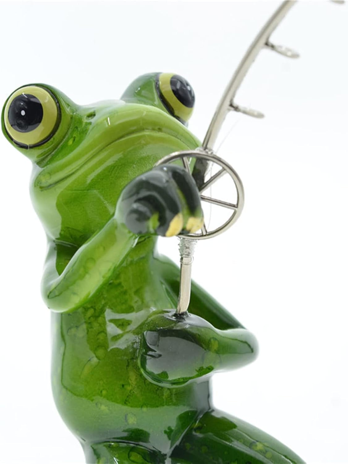 ® Funny Fishing Frogs Statues, 2Pcs Mascot Animals Ornaments Anglers Lovers Collectible Figurines Sculptures for Outdoor Lawn Yard Garden Home Office Desk Decoration